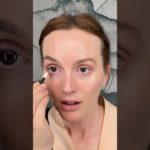 レイトン・ミースター、ナチュラルなアイメイクを披露。#beautysecret #ビューティーシークレット #voguejapan