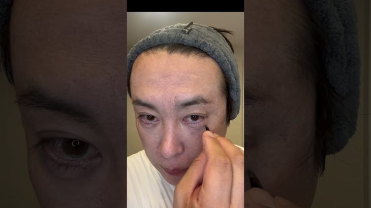 「【練習回】46歳おじさん、ナチュラルメイク挑戦✨会社でも学校でもバレない!?」