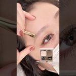 太さのある大人ナチュラル眉メイク