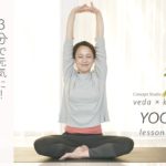 「3分の朝ヨガ」でシャキッと元気に！体と心を気持ちよく整えよう【おうちでヨガレッスン#10】｜ kufura   [ クフラ ]