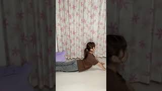 スマホ首やギックリ腰にも！アザラシのポーズ！ #shorts #ヨガ #フィットネス