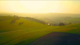 ピアノ音楽、ストレス解消音楽、リラックス音楽、癒しの音楽、美しい睡眠音楽、ポジティブエナジー音楽、美しい朝の音楽, バイエルン, ドイツ, Rhineland-Palatinate, Germany