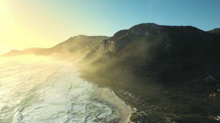 大自然　癒し風景　瞑想　リラクゼーション山　川　空　水　雲　雪　青空　太陽　夕日　朝日　木　葉っぱ　水滴　雨粒　雨　虹　鳥　魚　睡眠　音　ピアノ