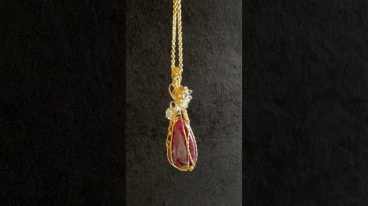 あなたの名前を基に仕上げるスピリチュアルネックレス 〜人生の全てで勝ち組になれる〜 ルビー・イン・ゾイサイト&ハーキマーダイヤモンド ネックレス